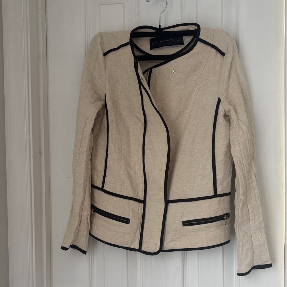 Zara Beige Blazer with Black Accents